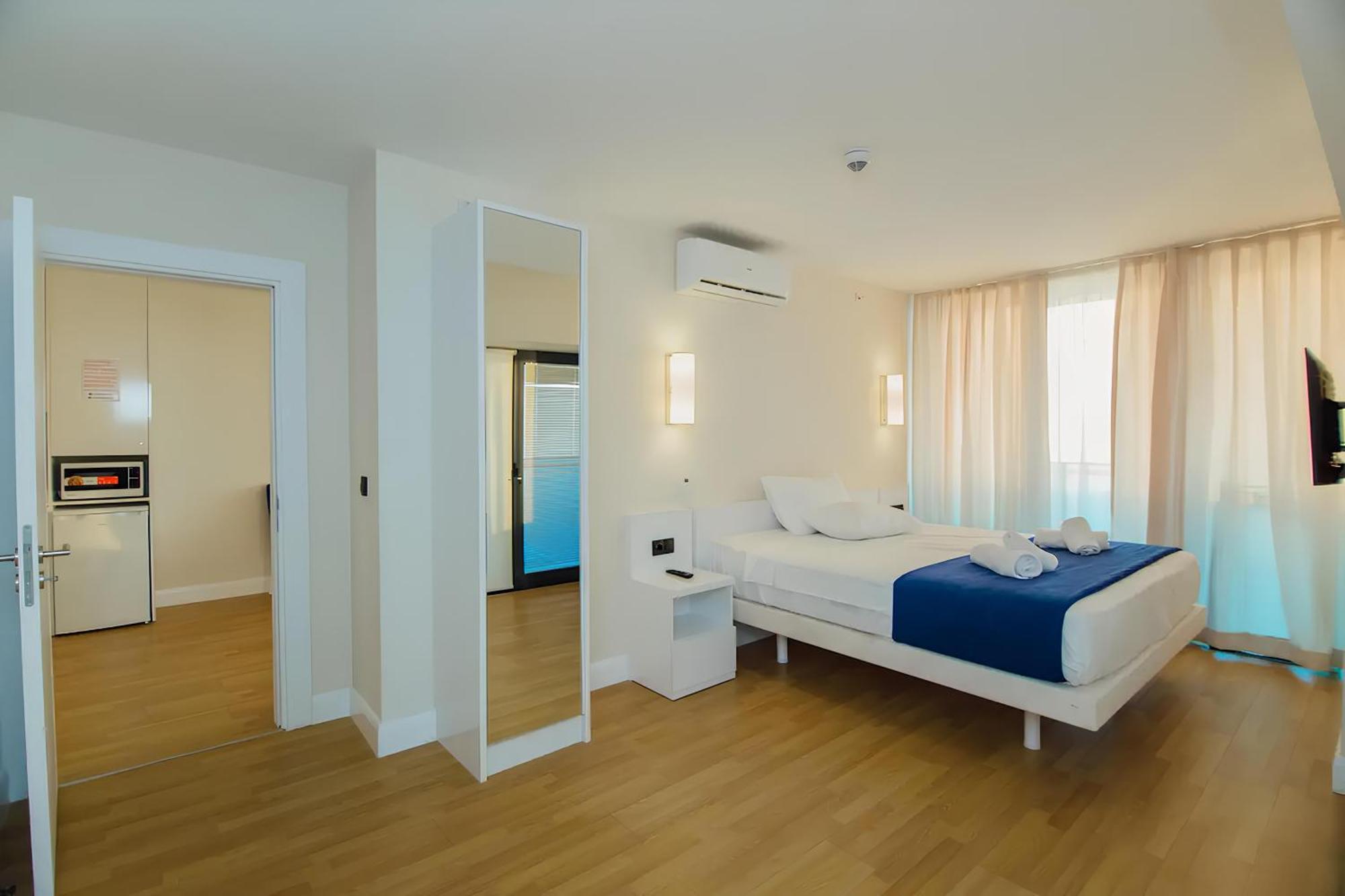 Апартаменты Orbi City Black Sea View Батуми Экстерьер фото