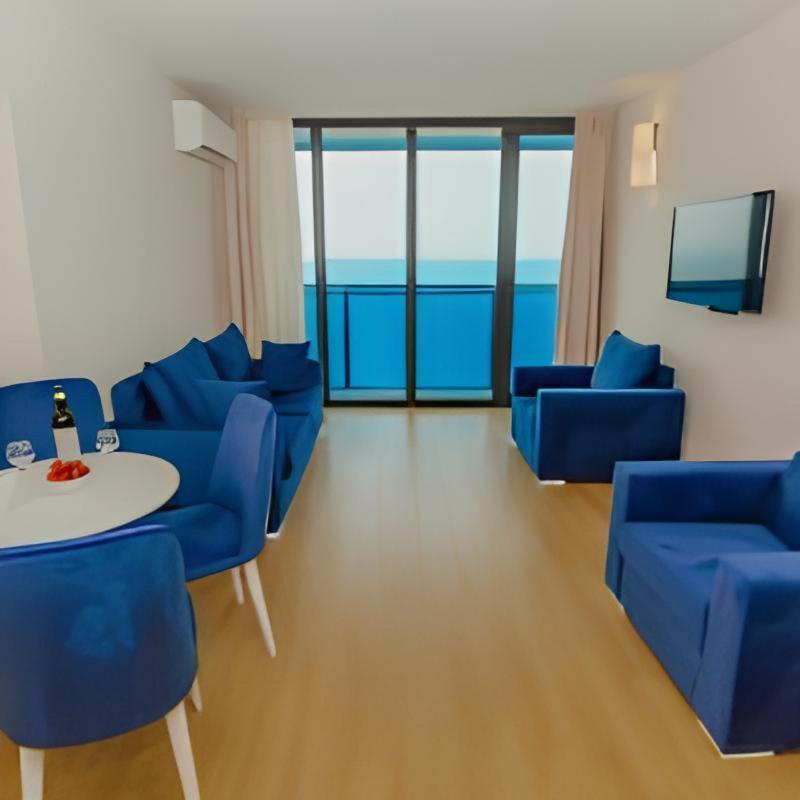 Апартаменты Orbi City Black Sea View Батуми Экстерьер фото