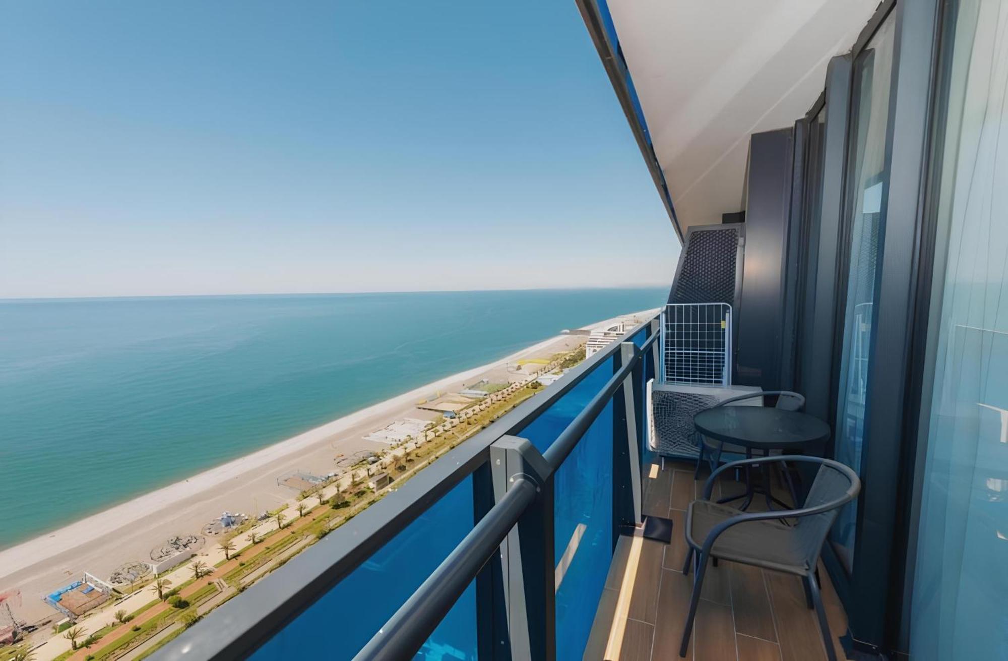 Апартаменты Orbi City Black Sea View Батуми Экстерьер фото